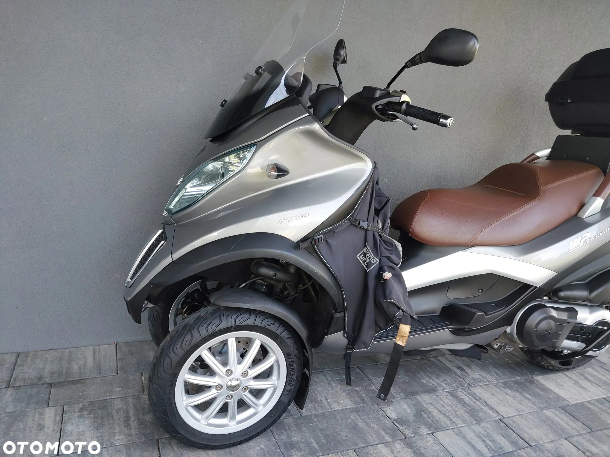 Piaggio MP-3 - 3