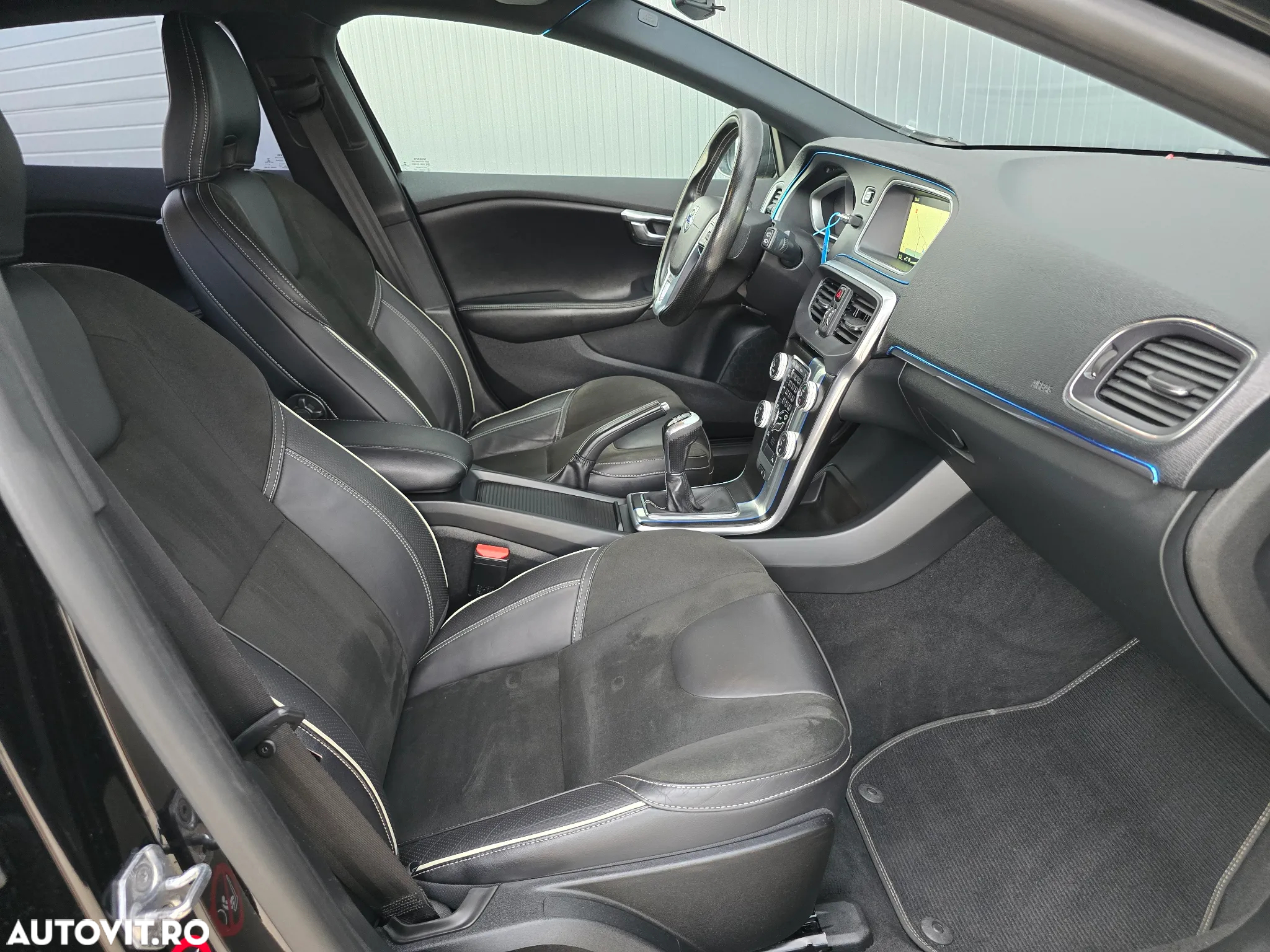 Volvo V40 D2 RDesign - 12