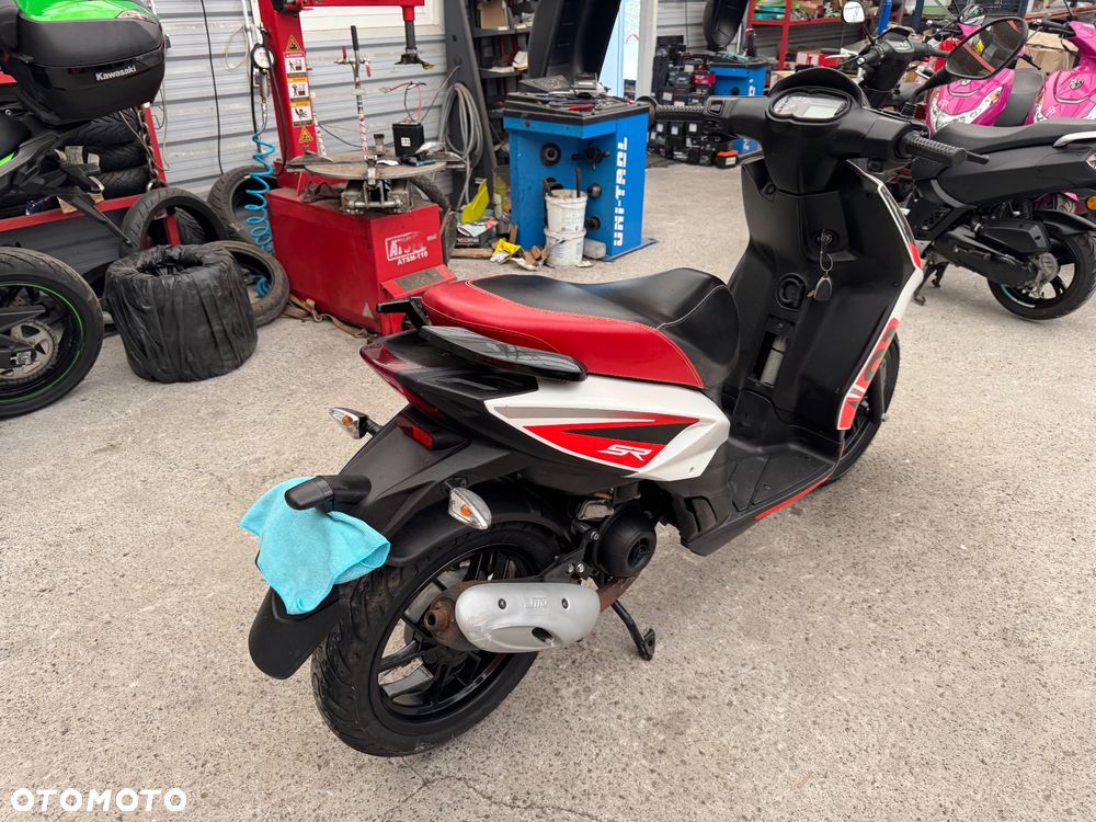 Aprilia SR - 7