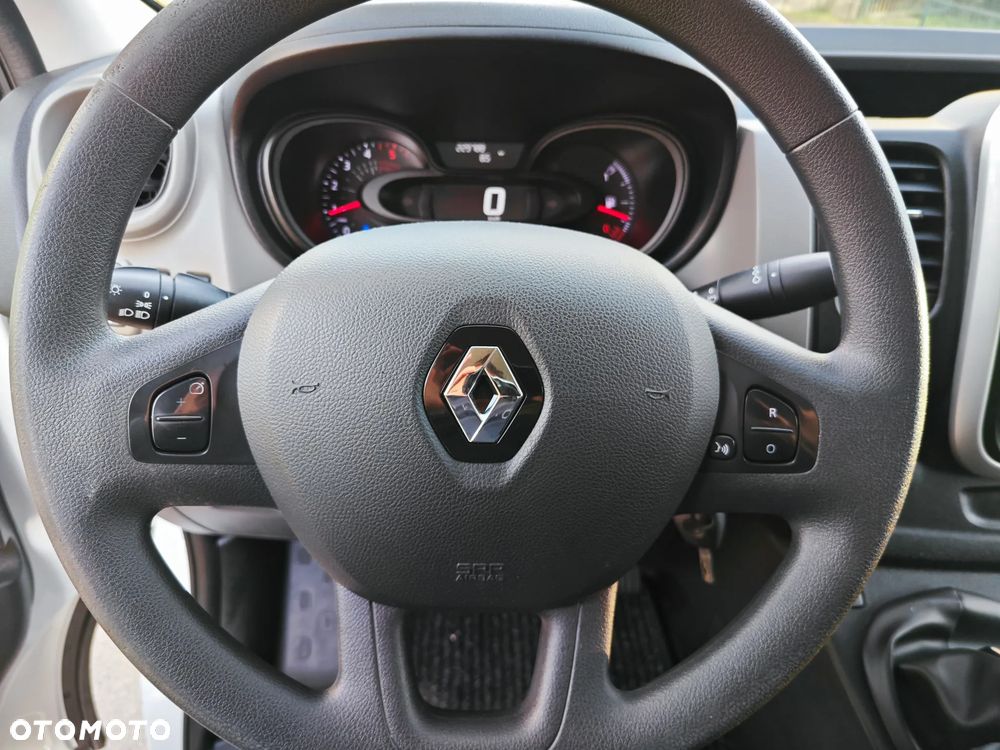 Renault TRAFIC 2018r, 1.6 95KM, L1H1 Duży Serwis, nowy rozrząd, nawigacja, super stan ,doinwestowany, Klima - 18