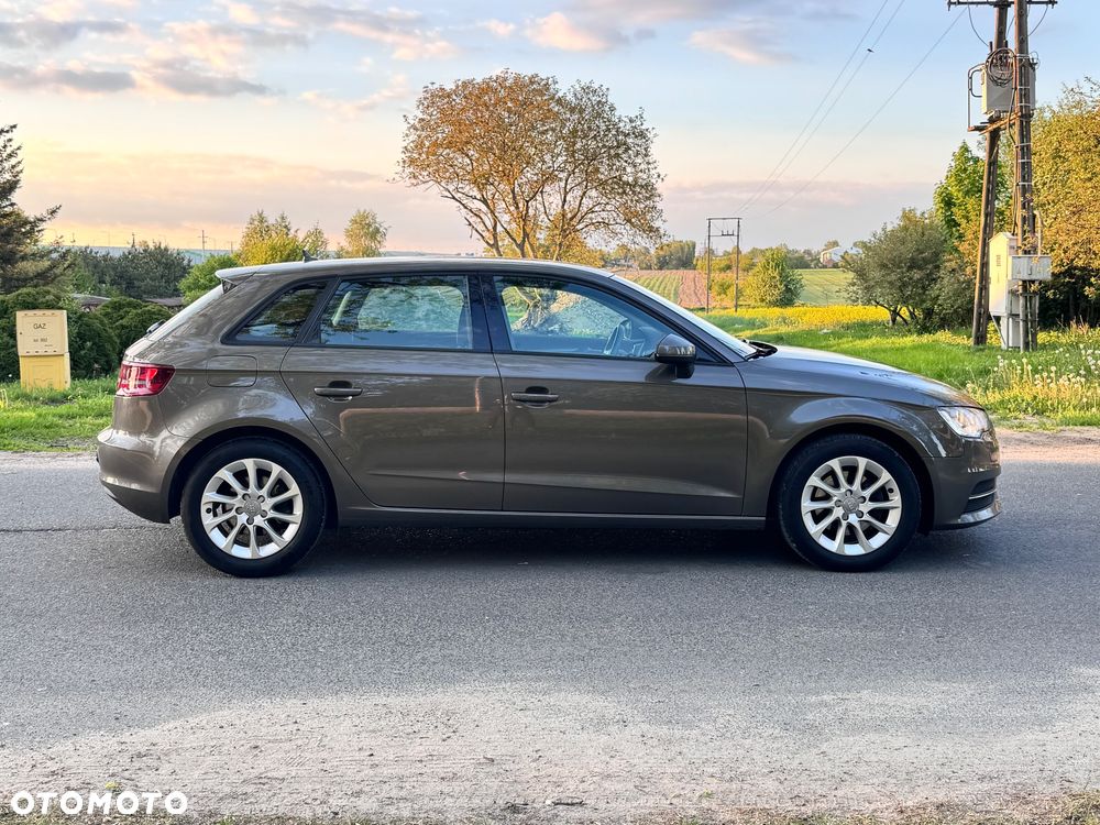 Audi A3 Sportback 2.0 TDI S tronic sport - 16