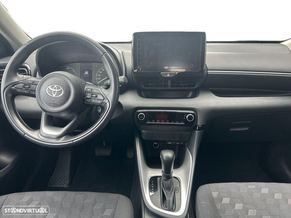 Toyota Yaris - 11