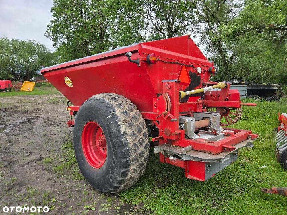 Bredal B-6 Rozsiewacz Wapna 6000kg - 4