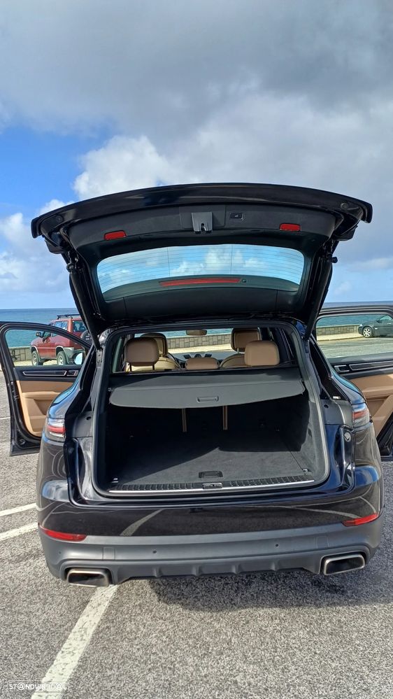 Porsche Cayenne - 17