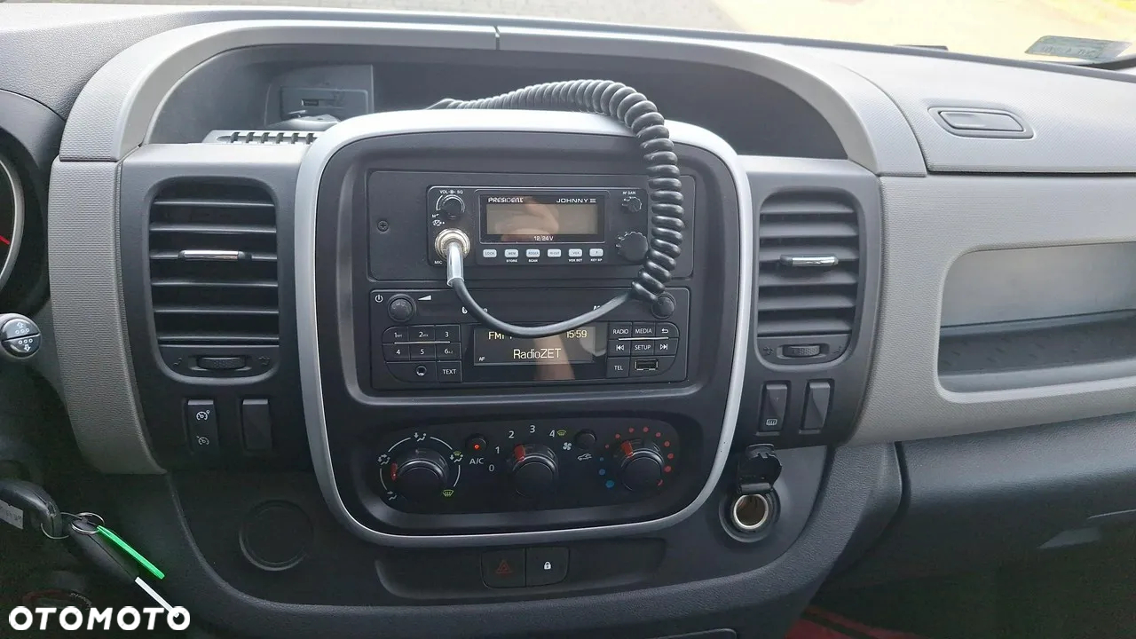 Renault Trafic - 14
