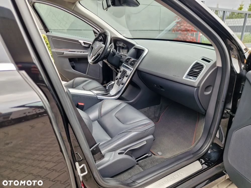 Volvo XC 60 D3 Geartronic Ocean Race - 24