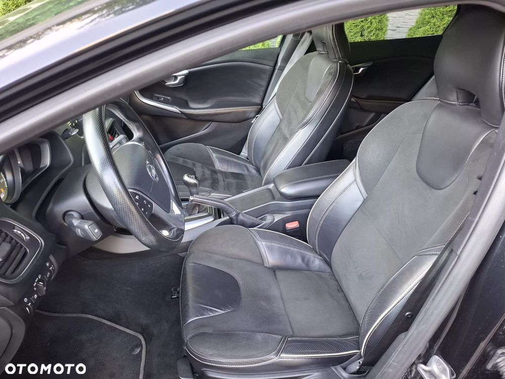 Volvo V40 - 20