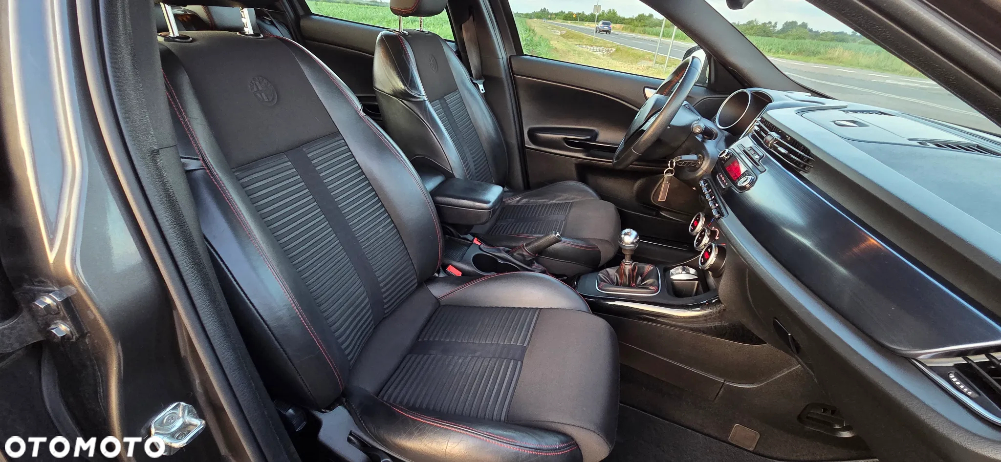 Alfa Romeo Giulietta 1.4 TB 16V Turismo - 8