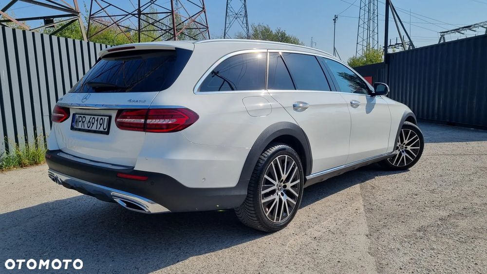 Mercedes-Benz Klasa E 450 4-Matic All-Terrain Avantgarde - 3