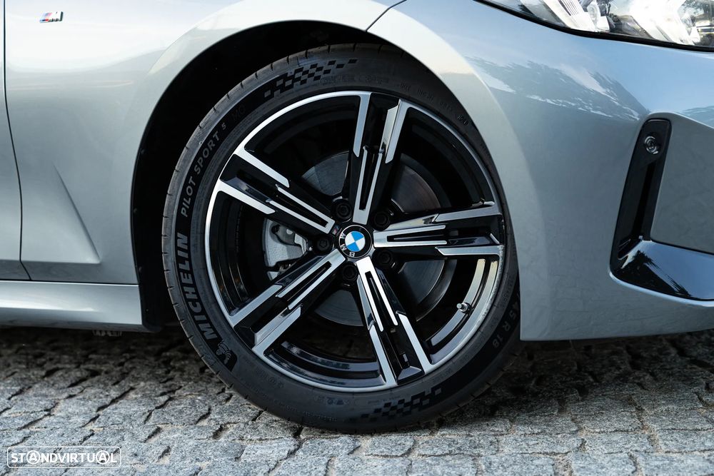 BMW 320 d Pack Desportivo M Auto - 6