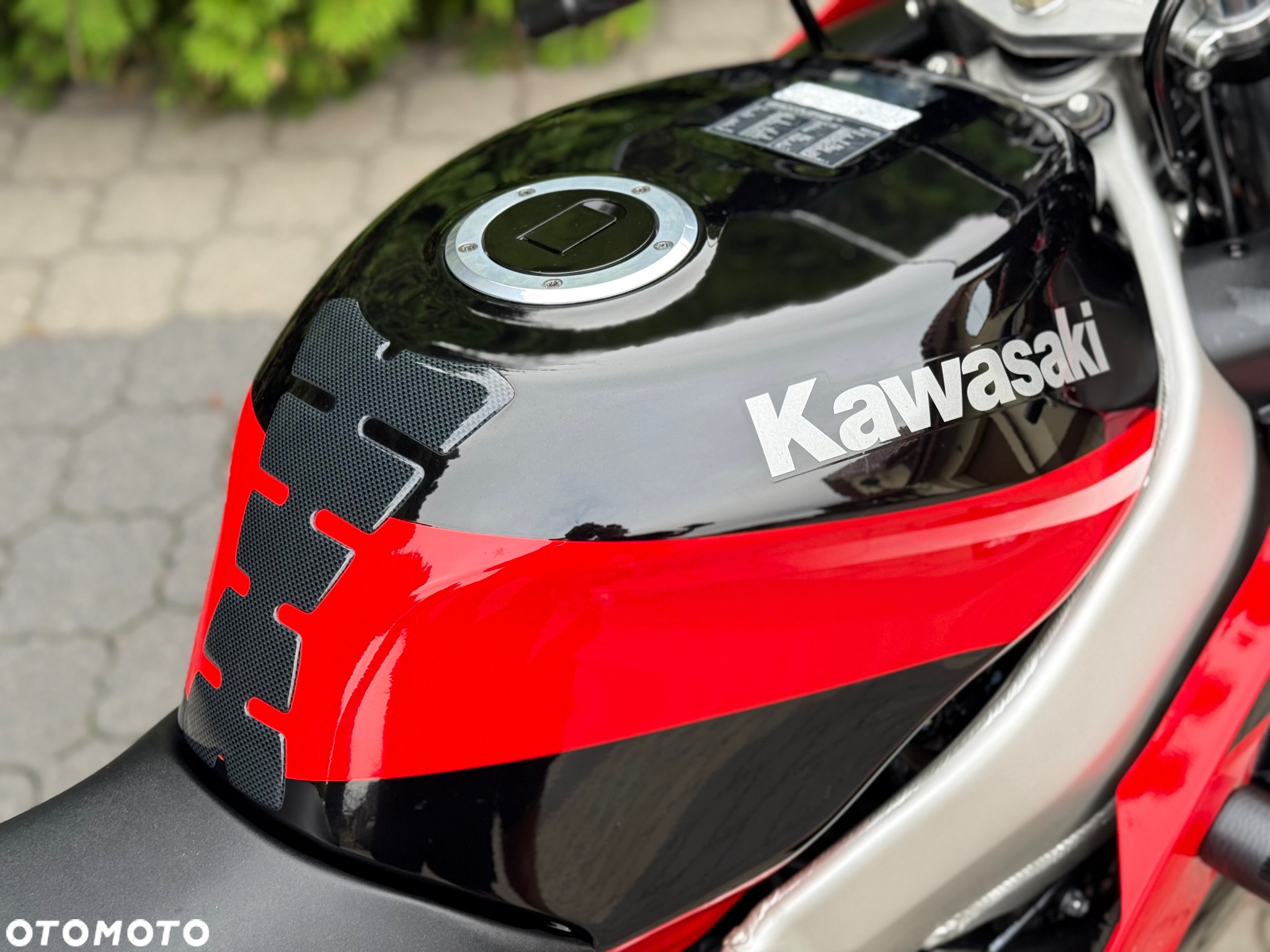 Kawasaki ZX - 22