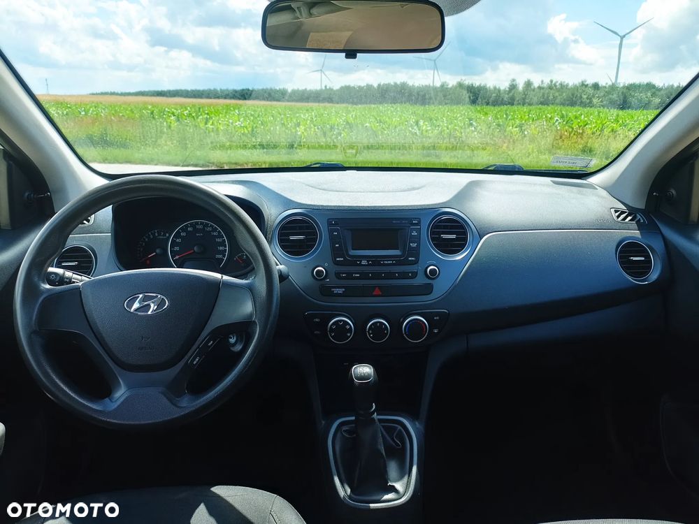 Hyundai i10 1.0 GO - 11