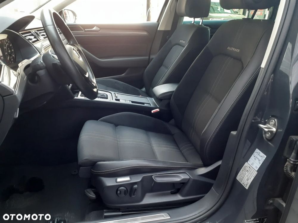 Volkswagen Passat Alltrack - 28