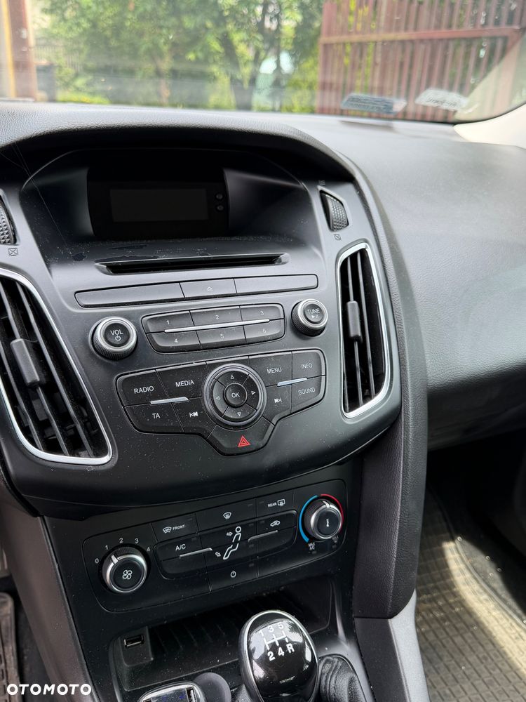Ford Focus 1.6 Silver X - 13