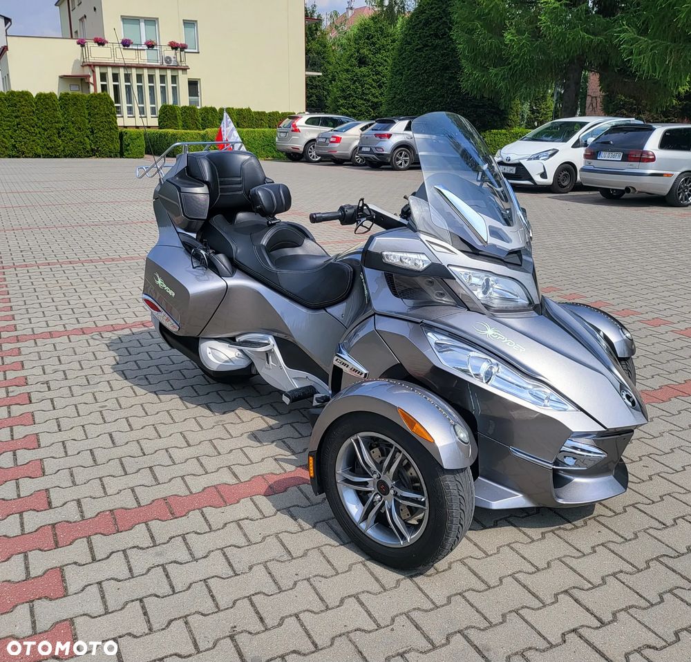 Can-Am Spyder - 1