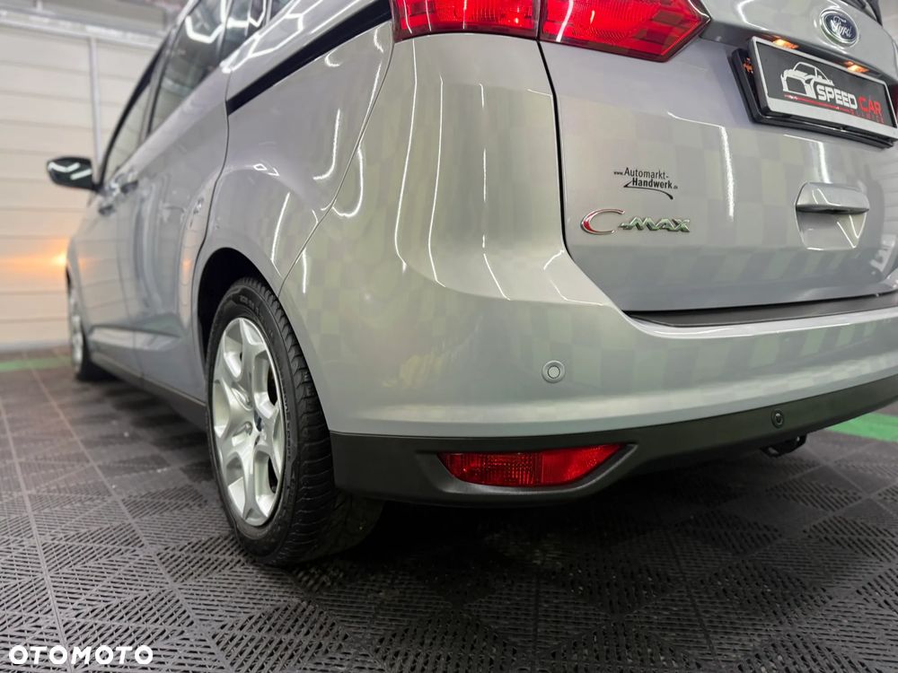 Ford Grand C-MAX - 27