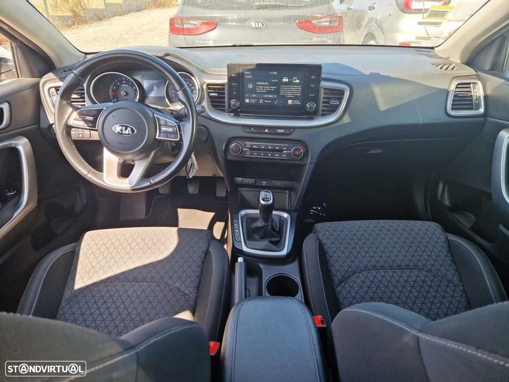 Kia Ceed 1.0 T-GDI Urban - 8