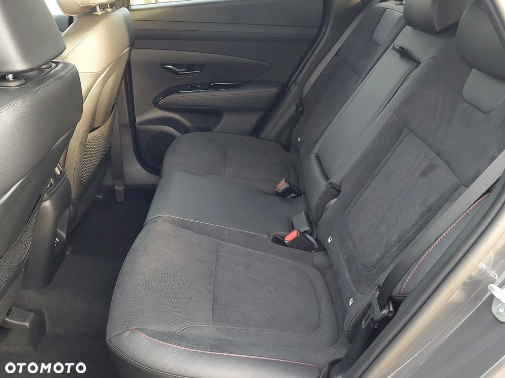 Hyundai Tucson 1.6 T-GDi HEV N-Line 4WD - 24