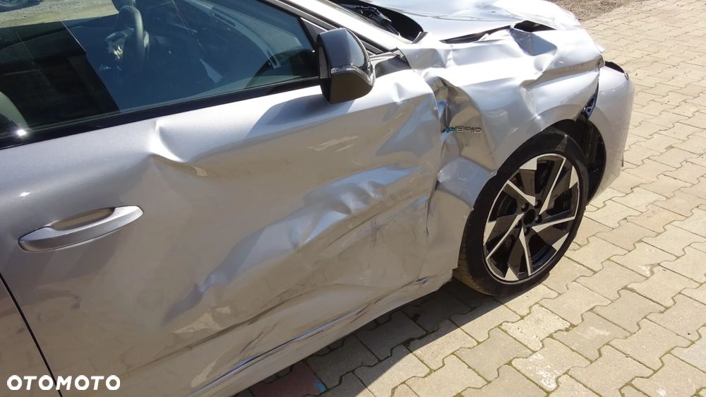 Peugeot 308 1.6 Hybrid PHEV Allure E-DCS7 - 26