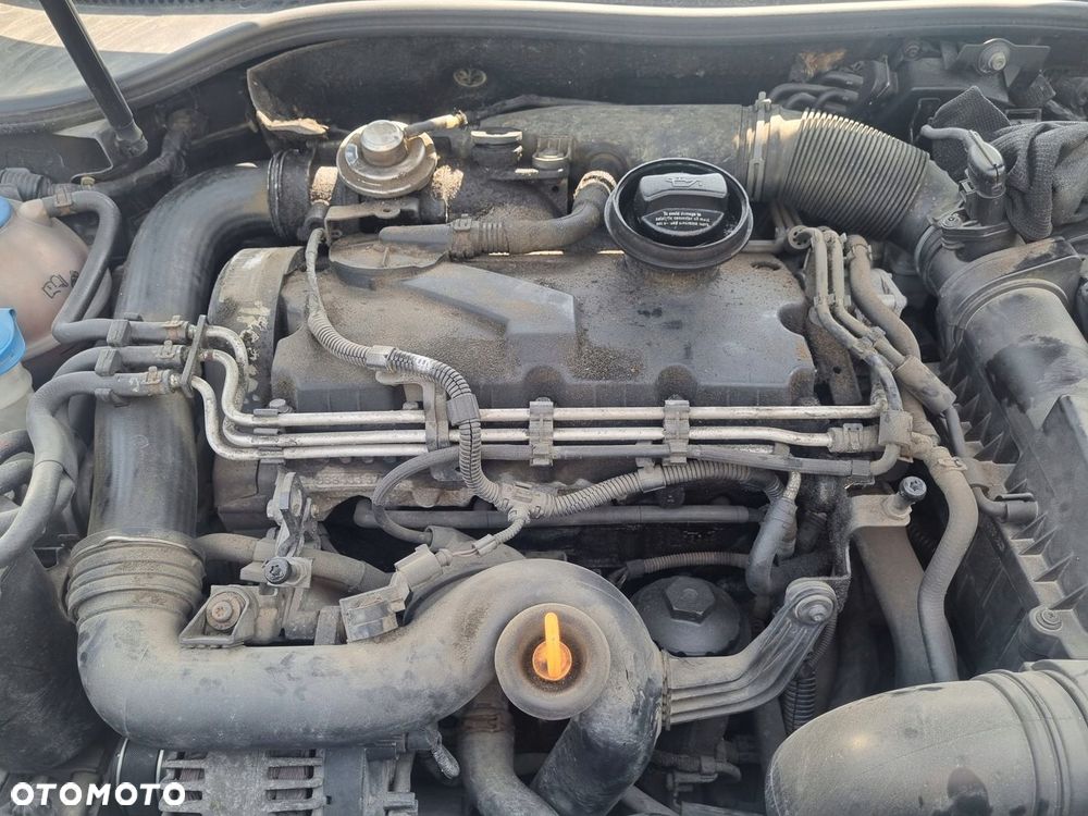 VOLKSWAGEN GOLF V 03-09 2004 r. SILNIK 1,9 TDI 66 kW 90 KM BRU EU - 1