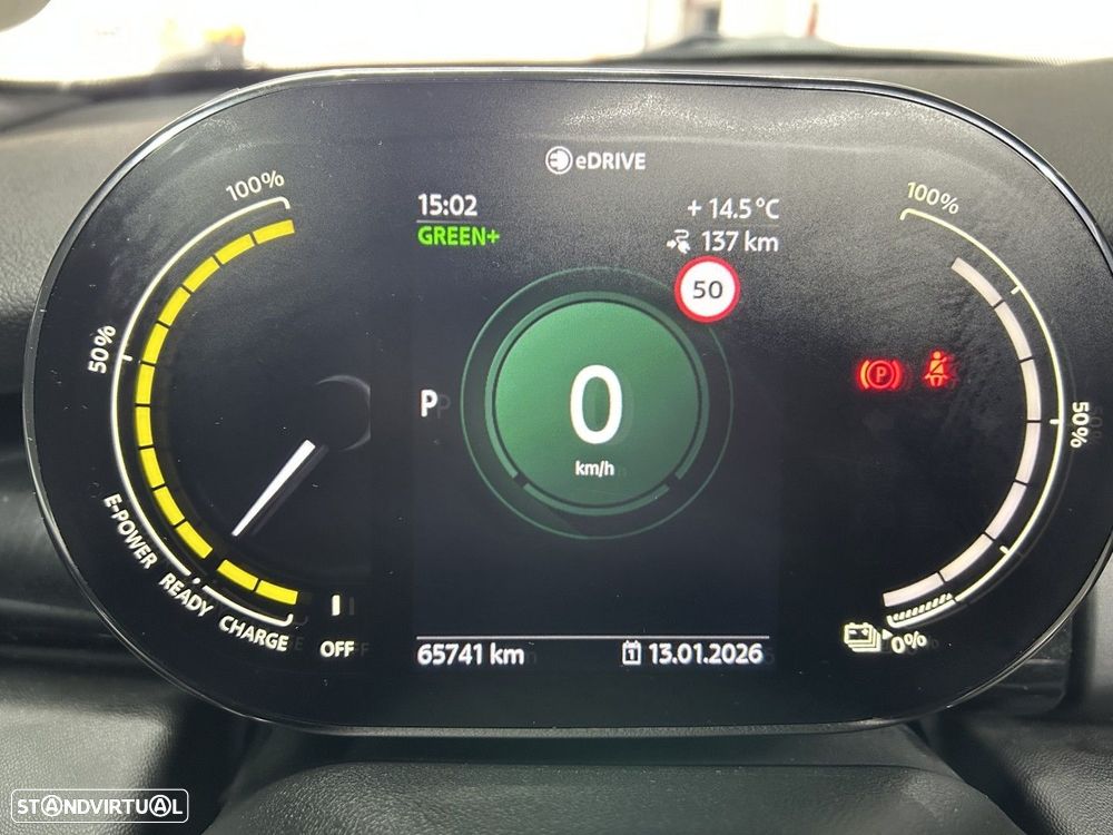 MINI 3 Portas Cooper SE - 9