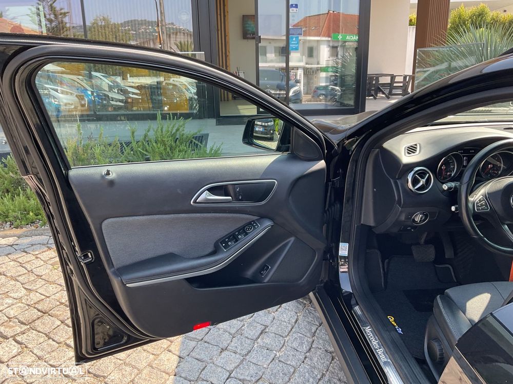 Mercedes-Benz GLA 180 d Style Aut. - 18