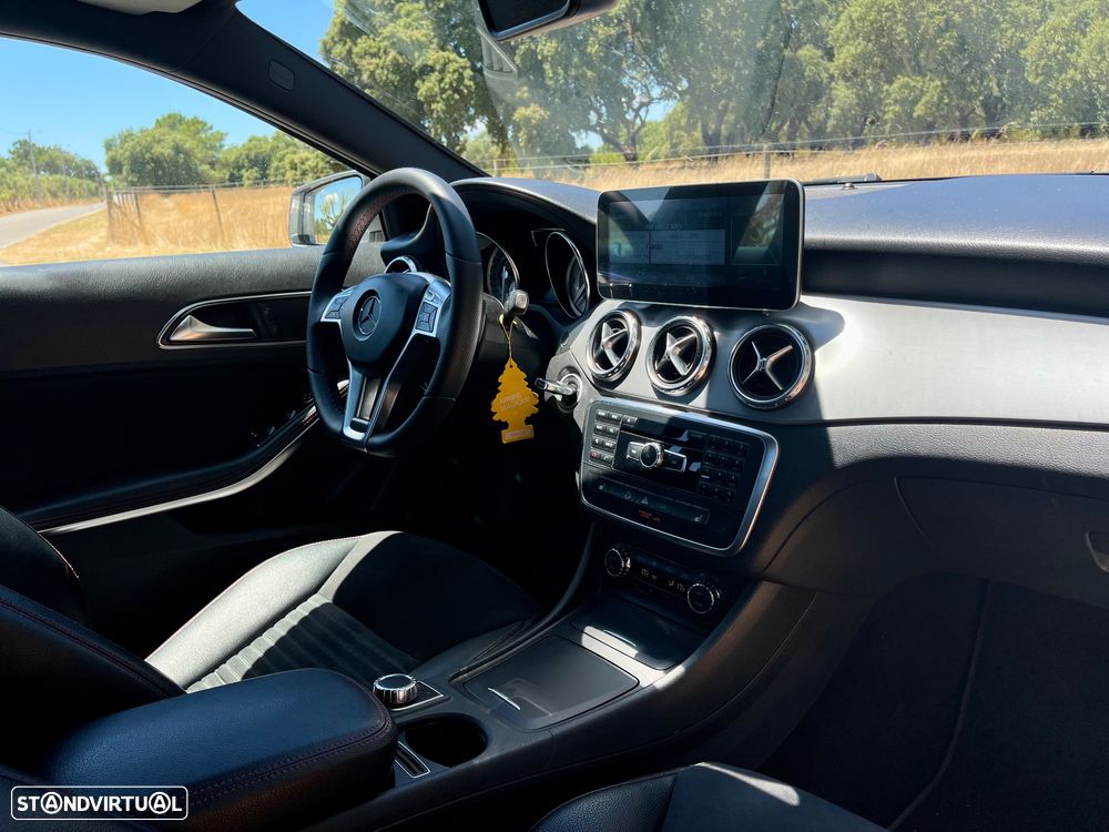 Mercedes-Benz GLA 220 CDI 7G-DCT AMG Line - 18