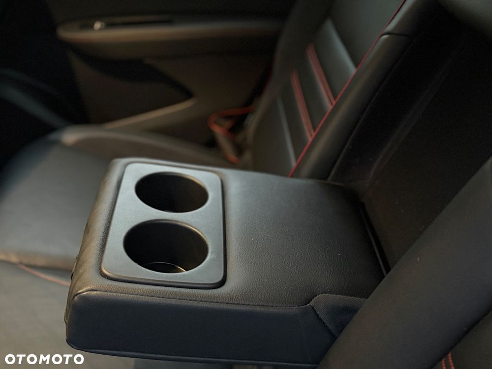 Renault Arkana 1.3 TCe mHEV R.S Line EDC - 9