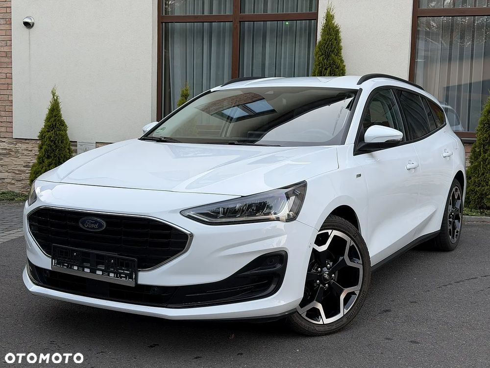 Ford Focus 1.5 EcoBlue Start-Stopp-System ST-LINE