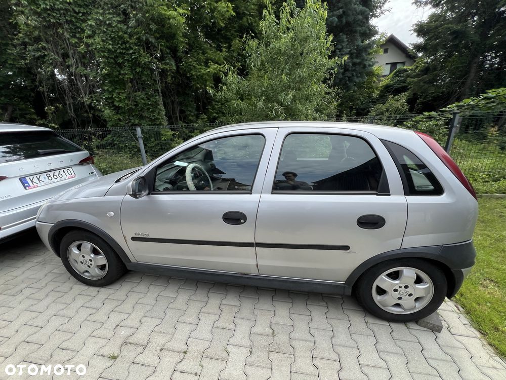 Opel Corsa - 2