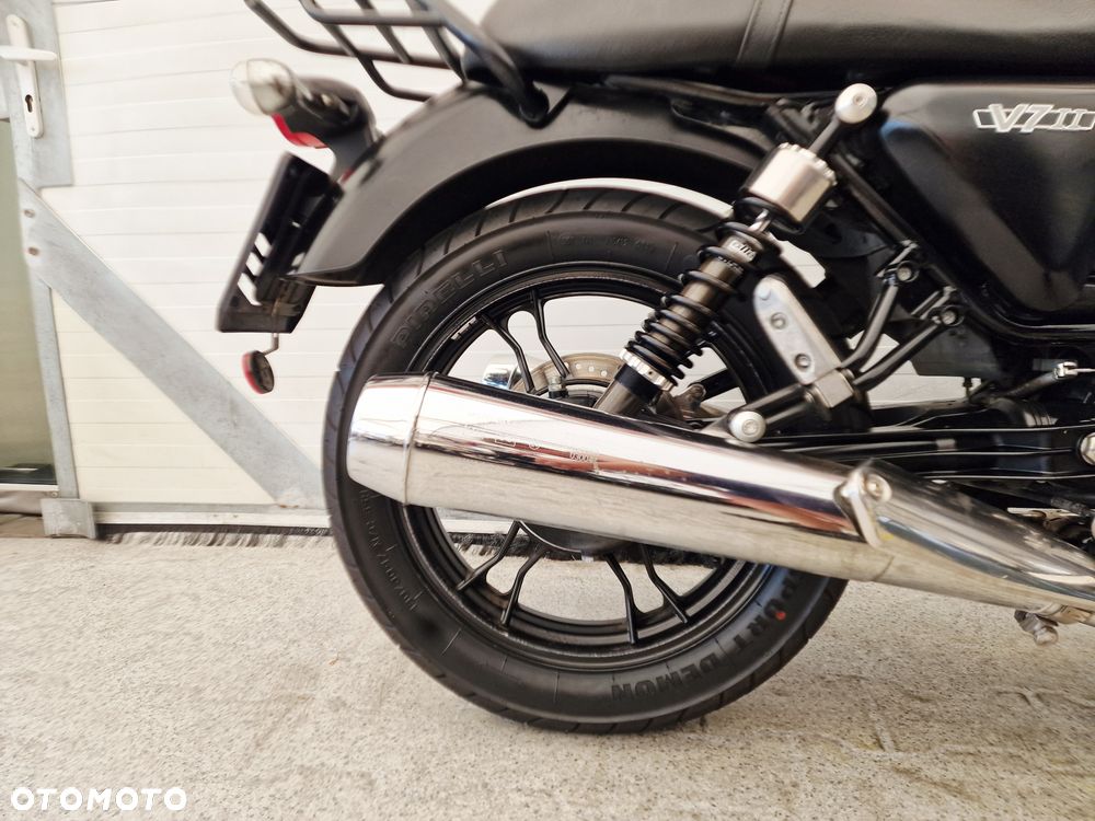 Moto Guzzi V7 - 20