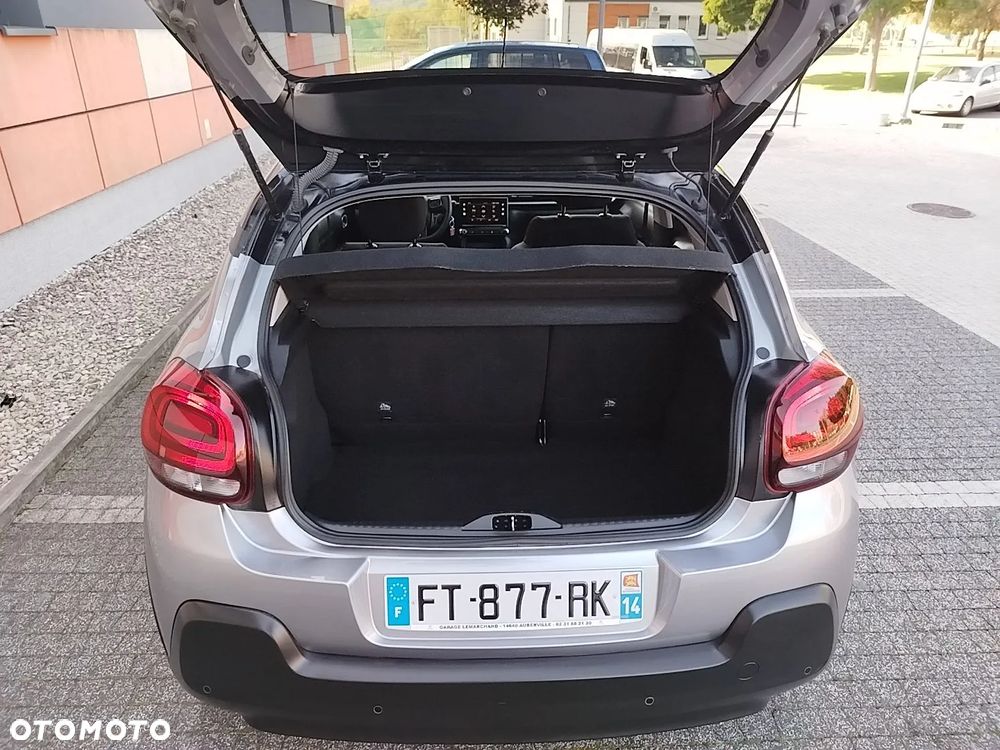 Citroën C3 1.2 PureTech Shine - 26