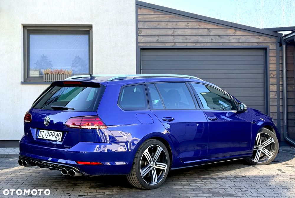 Volkswagen Golf - 9