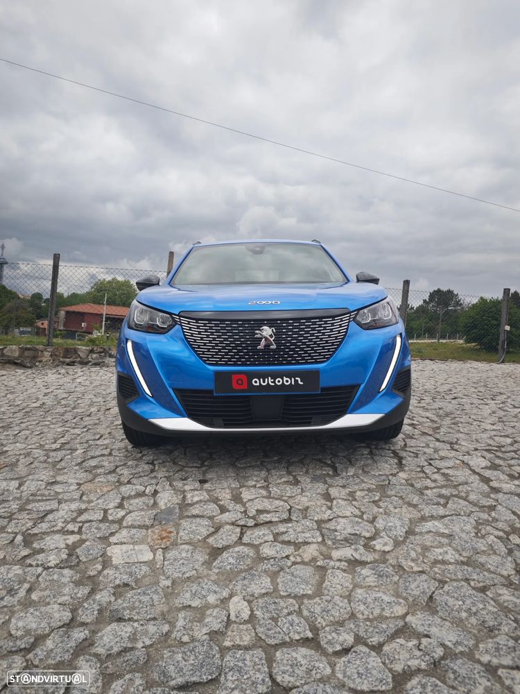 Peugeot 2008 1.2 PureTech Allure Pack EAT8 - 4