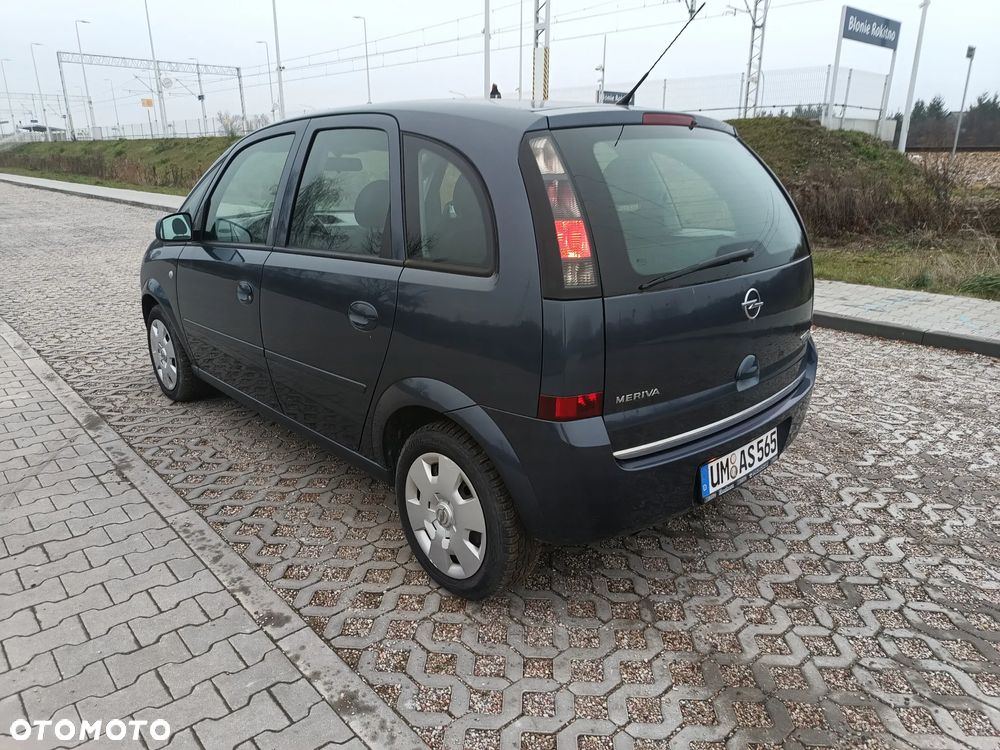 Opel Meriva - 10