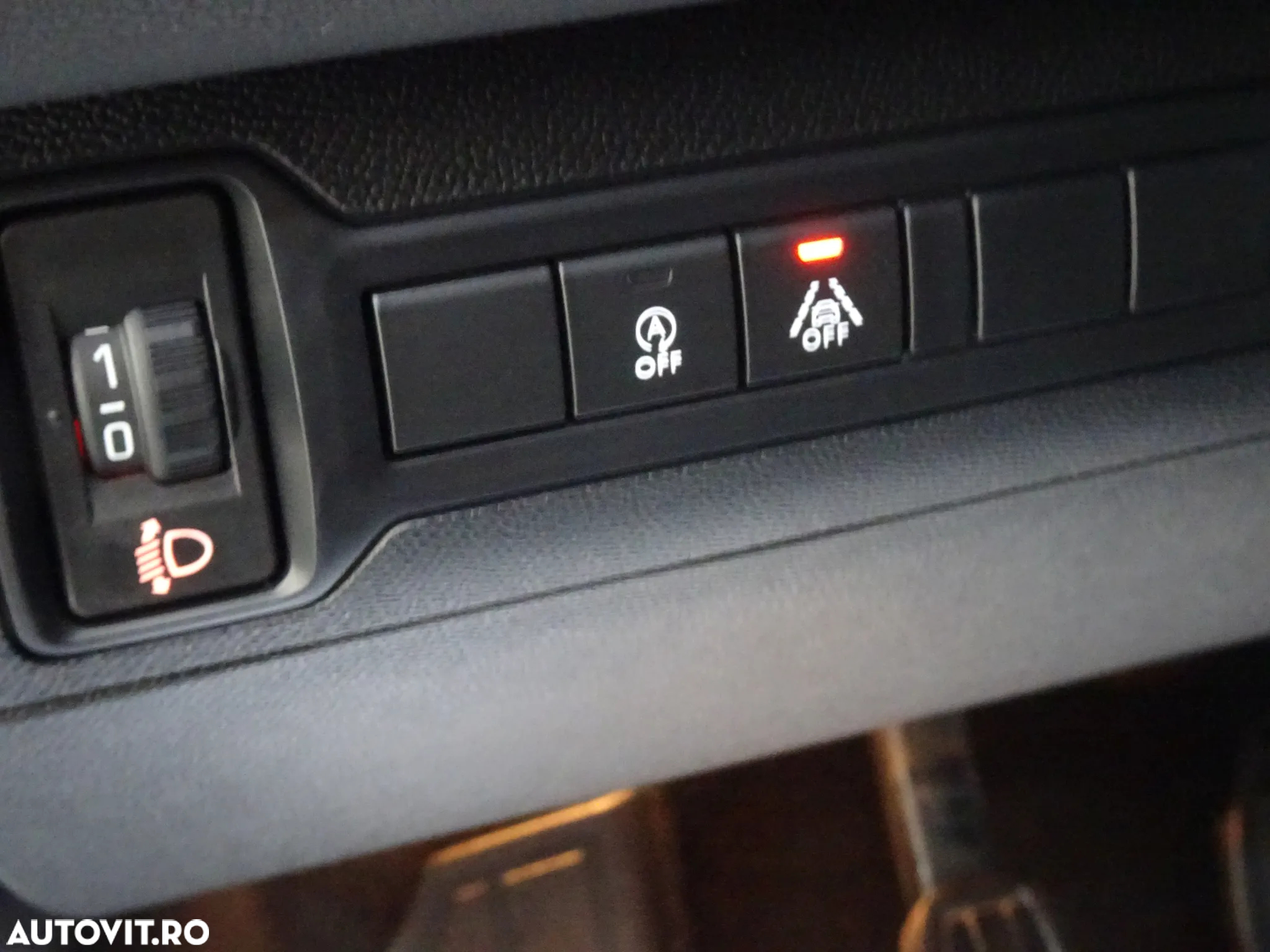 Peugeot 308 1.2 L PureTech Turbo S&S Allure - 20