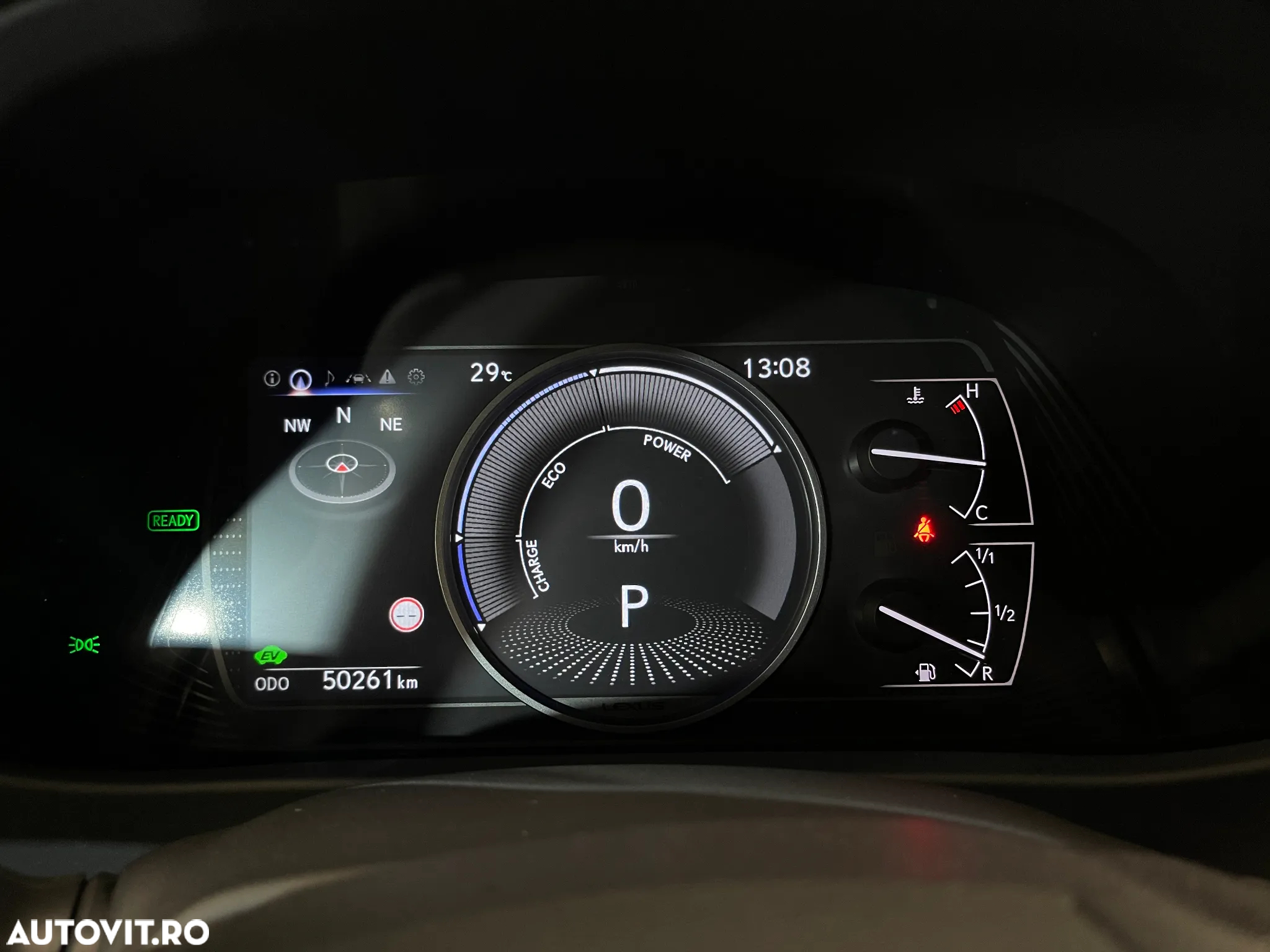 Lexus UX 250h Business Edition - 23