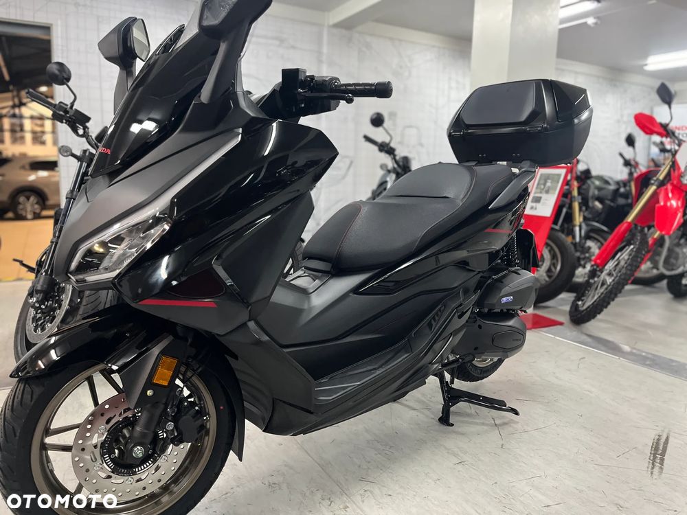 Honda NSS - 14