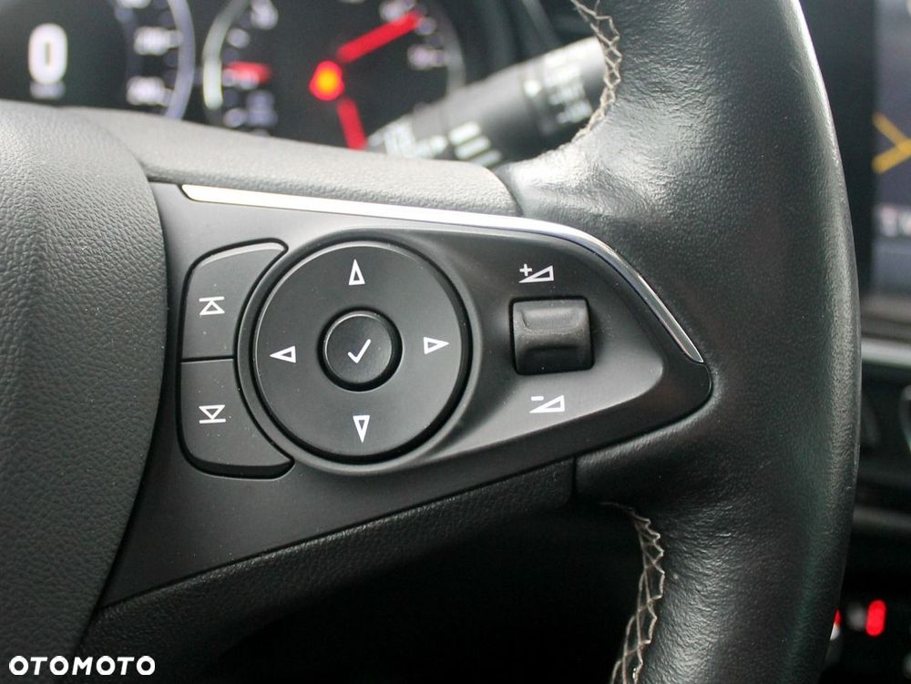 Opel Insignia - 21