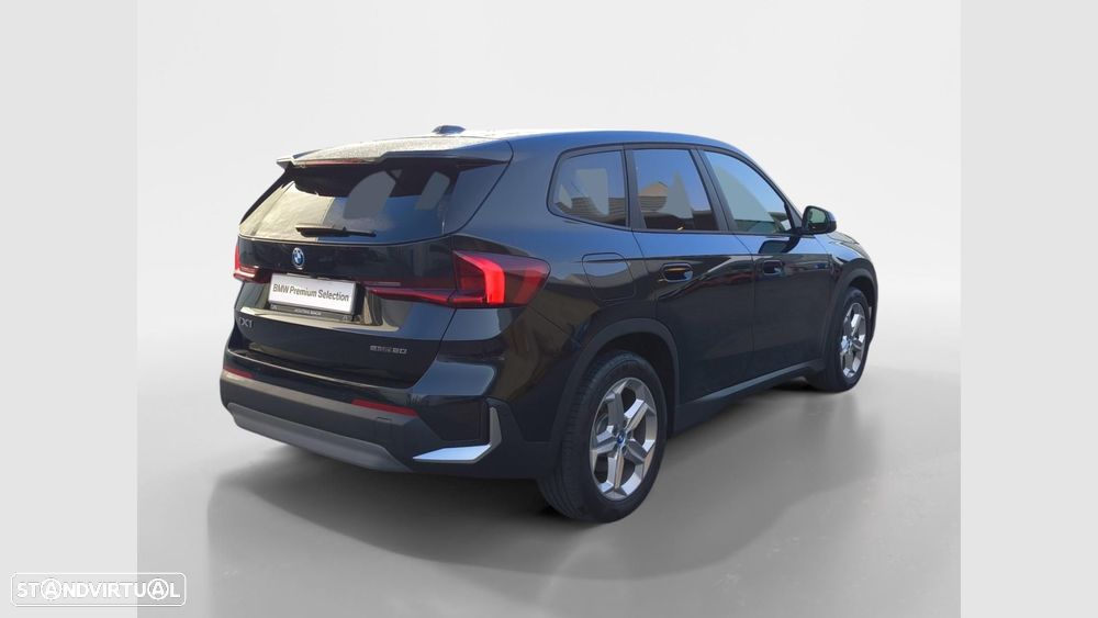 BMW iX1 eDrive20 - 6