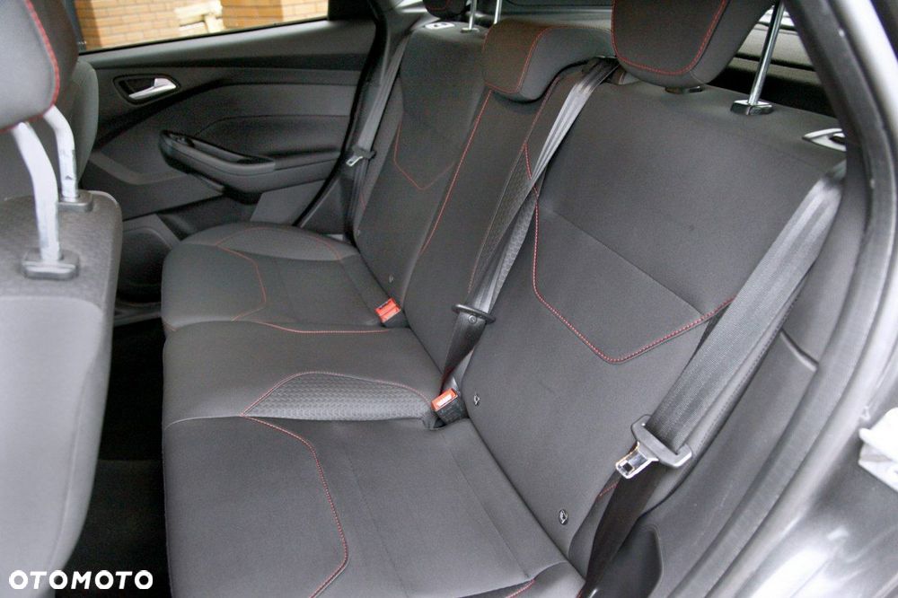 Ford Focus 1.0 EcoBoost ST-Line Style - 19