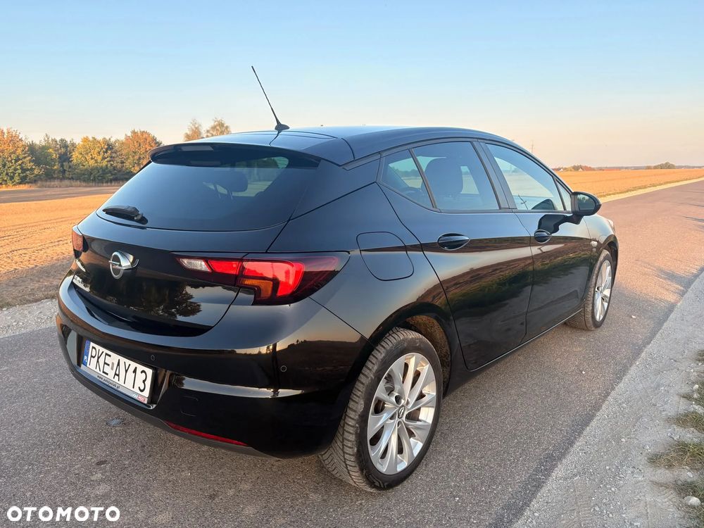 Opel Astra 2019 photo 4