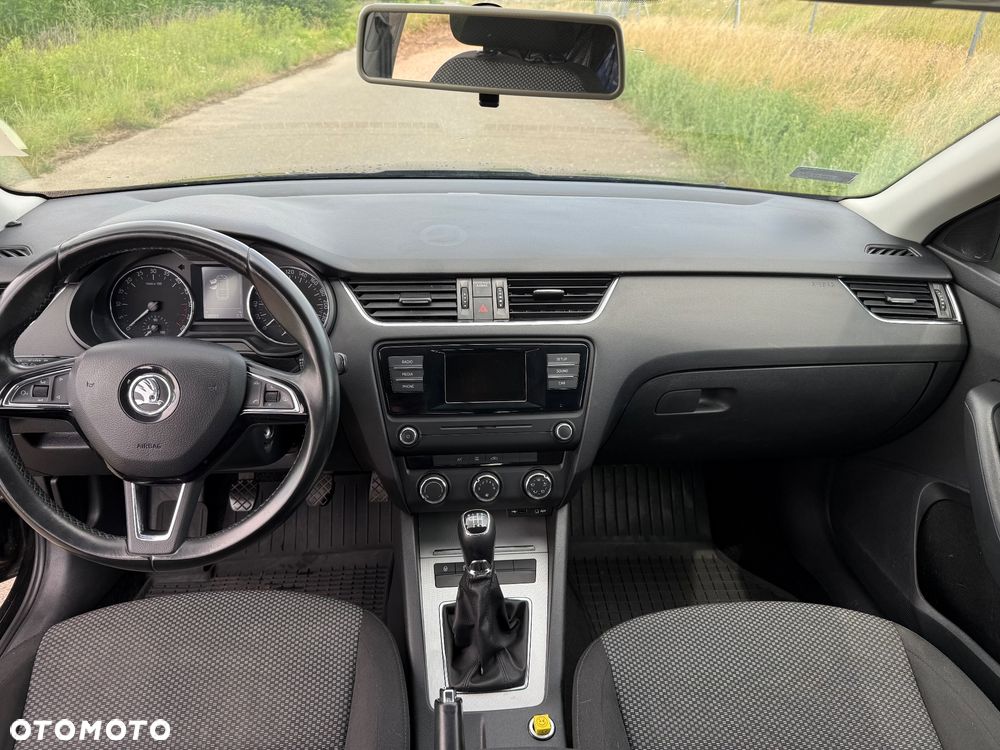 Skoda Octavia 2.0 TDI Edition - 6