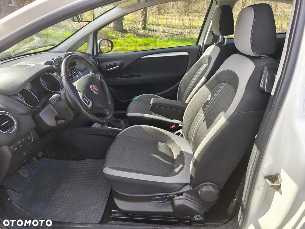 Fiat Punto 2012 1.2 Easy - 23