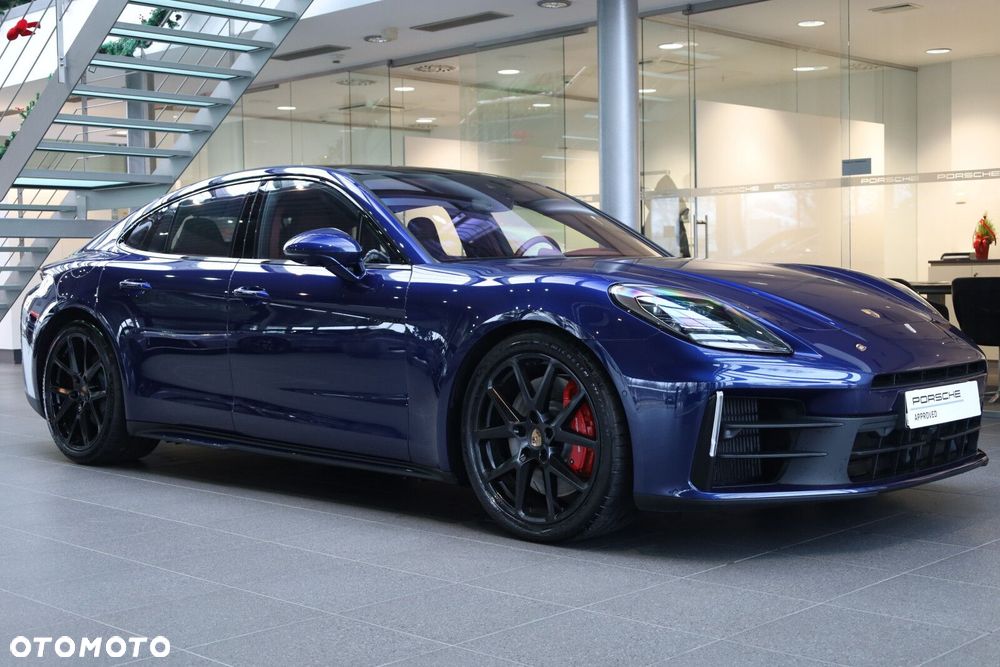 Porsche Panamera - 1
