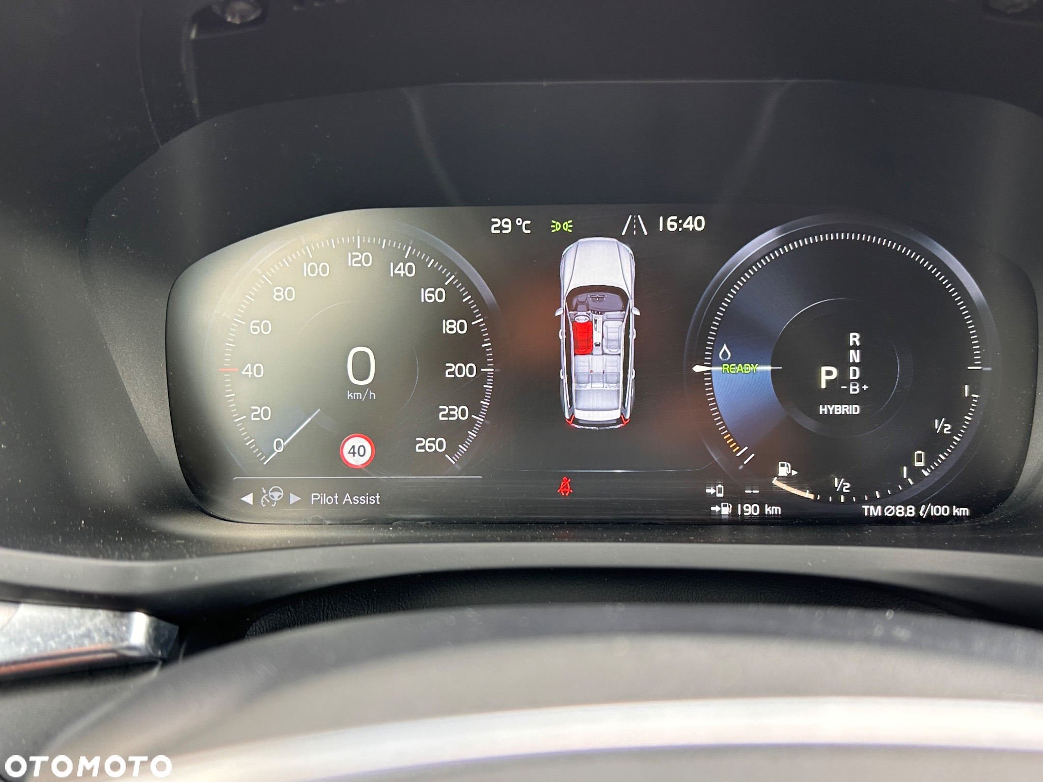 Volvo V60 T6 AWD Plug-In Hybrid Essential - 21