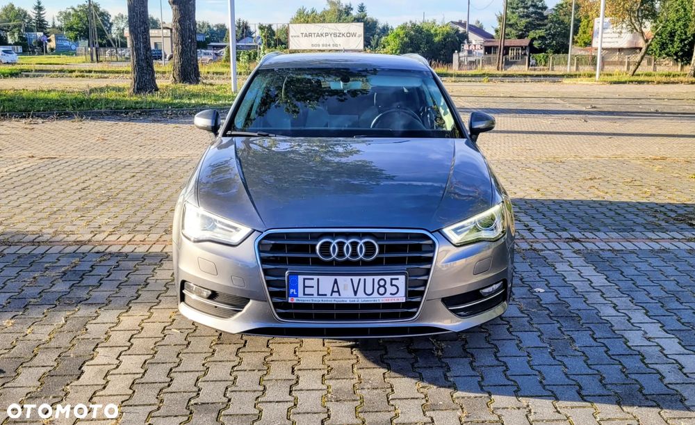 Audi A3 Sportback 2.0 TDI Ambiente - 2