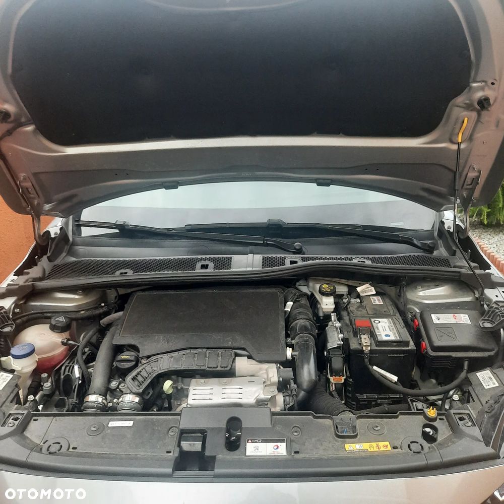 Peugeot 208 1.2 PureTech Allure Pack S&S EAT8 - 4