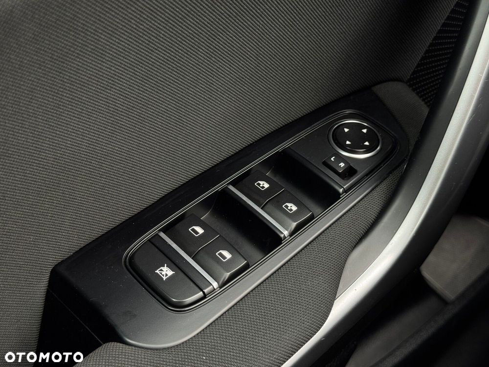 Kia Ceed 1.5 T-GDI M - 28
