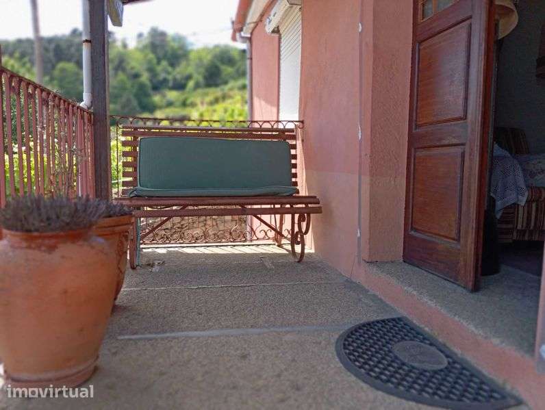 Vende-se Moradia - Grande imagem: 2/12